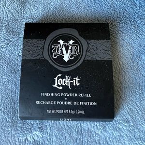 KVD Lock It Finishing Powder